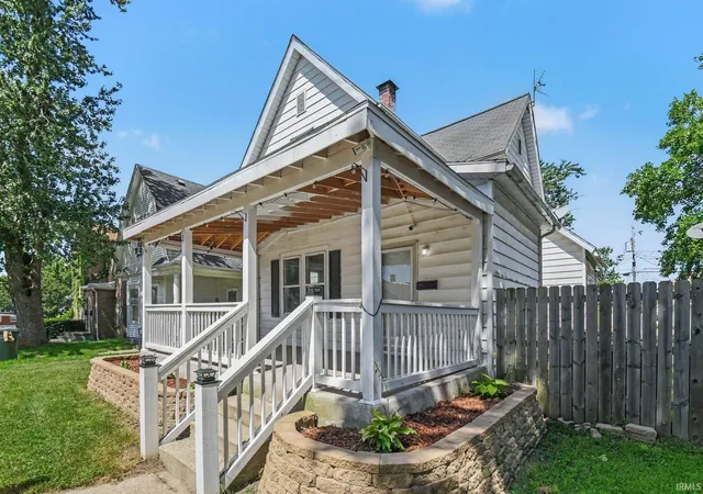Photo 3 of Manufactured home for sale at 1119 E Bowman St, South Bend, IN 46613 | MLS# 202634777 | Listing updated on 2026-09-15