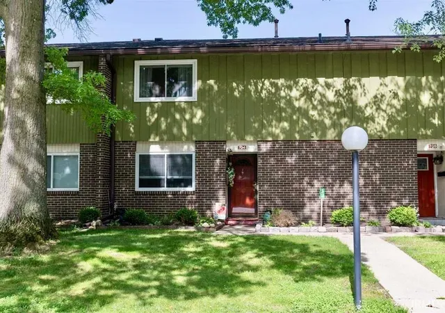 Photo 1 of Condo for sale at 2500 Topsfield Rd #Unit 704, South Bend, IN 46614 | MLS# 202634781 | Listing updated on 2026-09-05