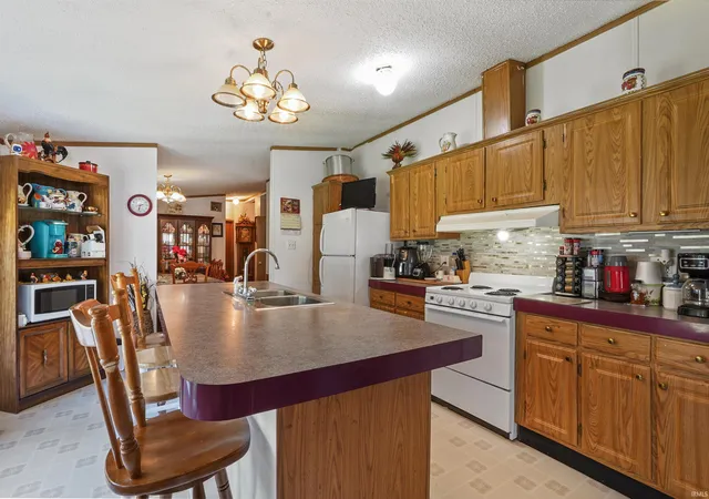 Photo 4 of Sale Pending at 711 Arehart St, Goshen, IN 46528 | MLS# 202634784 | Listing updated on 2026-09-17