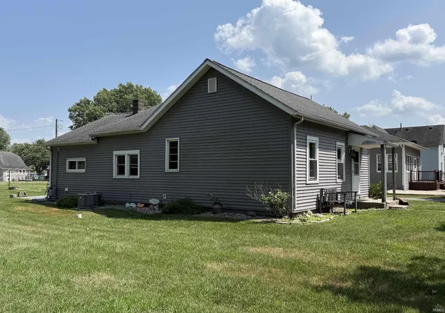 Photo 2 of Manufactured home for sale at 227 N Brooks St, Francesville, IN 47946 | MLS# 202634801 | Listing updated on 2026-08-30