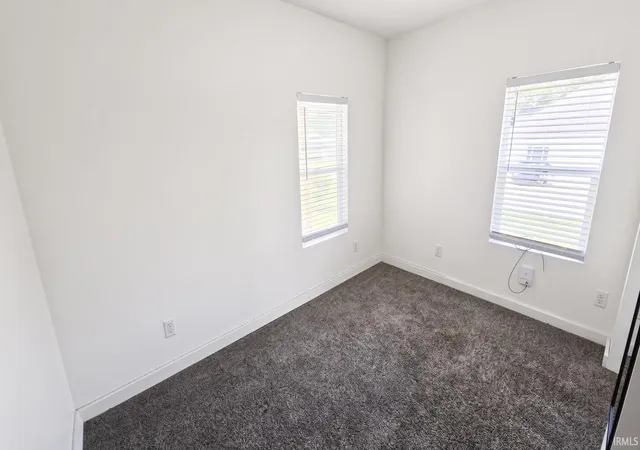 Photo 4 of Manufactured home for sale at 7661 E Scott St, Dugger, IN 47848 | MLS# 202634818 | Listing updated on 2026-09-08