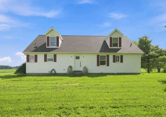 Photo 2 of Manufactured home for sale at 5321 E State Road 124, Wabash, IN 46992 | MLS# 202634820 | Listing updated on 2026-09-21