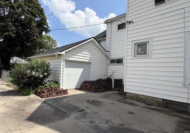 Photo 3 of Sale Pending at 349 Mercer Ave, Decatur, IN 46733 | MLS# 202634839 | Listing updated on 2026-09-23