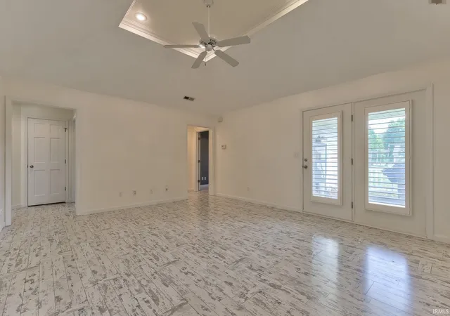 Photo 4 of Manufactured home for sale at 552 S Kasper Dr, Santa Claus, IN 47579 | MLS# 202634842 | Listing updated on 2026-09-08