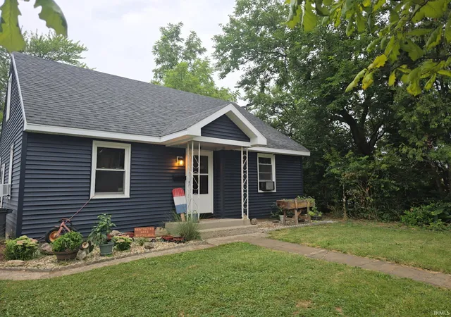 Manufactured home for sale at 327 N 12Th St, Decatur, IN 46733-1556 | MLS# 202634865