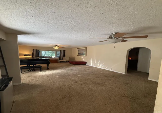 Photo 2 of Manufactured home for sale at 6682 N 6th Trl, North Webster, IN 46555 | MLS# 202634866 | Listing updated on 2026-09-21