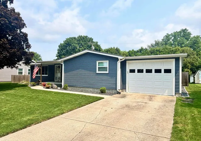 Photo 1 of Sale Pending at 755 N Locke Ct Ct, Nappanee, IN 46550 | MLS# 202634874 | Listing updated on 2026-08-31