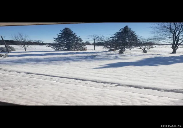 Photo 3 of Manufactured home for sale at 10300 E Orr Rd, Albany, IN 47320 | MLS# 202634877 | Listing updated on 2026-08-26