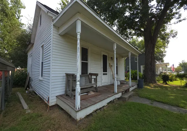 Photo 2 of Manufactured home for sale at 719 Vine St, Rockport, IN 47635 | MLS# 202634879 | Listing updated on 2026-09-10