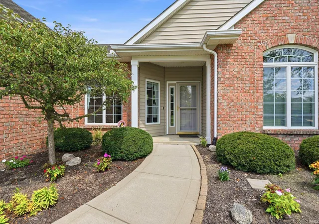 Photo 3 of Condo for sale at 4111 Foxknoll Cvs, Fort Wayne, IN 46835 | MLS# 202634881 | Listing updated on 2026-09-29