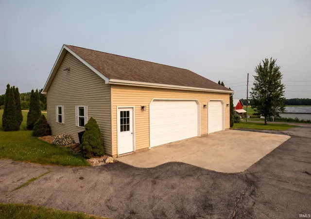 Photo 4 of Manufactured home for sale at 16191 County Road 56, Syracuse, IN 46567 | MLS# 202634896 | Listing updated on 2026-09-21