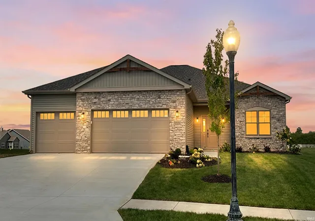 Condo for sale at 2245 Bandit Cvs, Winona Lake, IN 46590 | MLS# 202634905