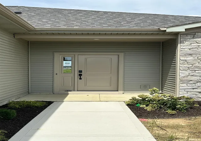 Photo 2 of Condo for sale at 2245 Bandit Cvs, Winona Lake, IN 46590 | MLS# 202634905 | Listing updated on 2026-09-24