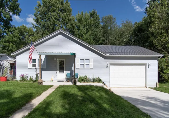 Manufactured home for sale at 1315 Garden St, Kendallville, IN 46755-2238 | MLS# 202634909