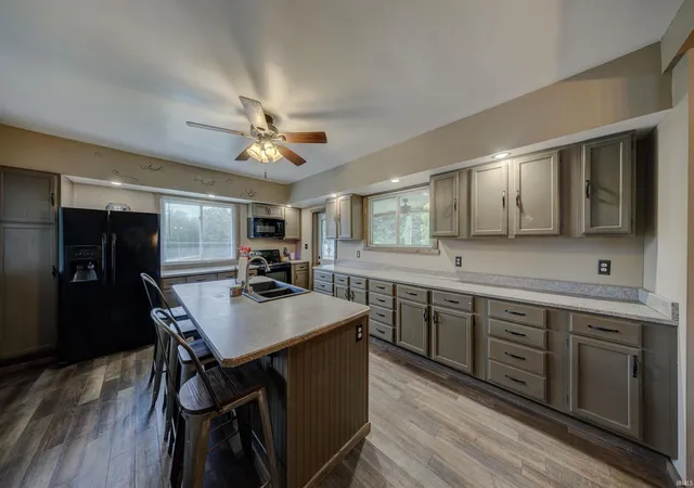 Photo 4 of Sale Pending at 307 S Main St, Patoka, IN 47666 | MLS# 202634910 | Listing updated on 2026-08-28
