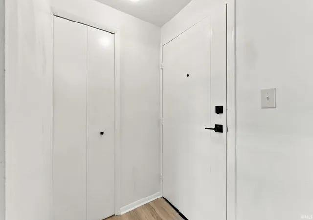 Photo 2 of Condo for sale at 2927 Westbrook Dr #B212, Fort Wayne, IN 46805 | MLS# 202634918 | Listing updated on 2026-09-09