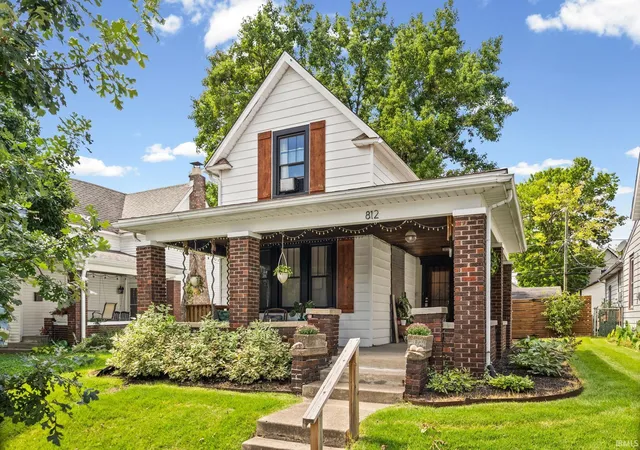Photo 1 of Sale Pending at 812 S 11th St, Lafayette, IN 47905 | MLS# 202634929 | Listing updated on 2026-09-09