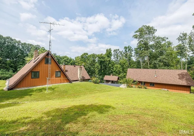 Photo 4 of Manufactured home for sale at 5214 Tamarack Ln, Spencer, IN 47460 | MLS# 202634935 | Listing updated on 2026-09-08