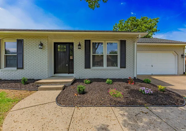 Photo 3 of Manufactured home for sale at 6840 Copperfield Dr, Evansville, IN 47711 | MLS# 202634938 | Listing updated on 2026-08-26