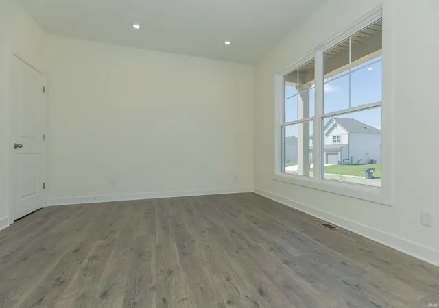 Photo 3 of Manufactured home for sale at 2704 Hauschild Dr, Evansville, IN 47712 | MLS# 202634941 | Listing updated on 2026-09-05