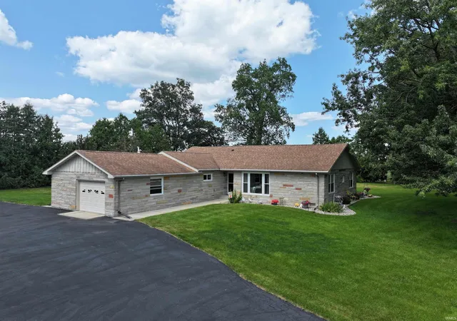 Photo 1 of Sale Pending at 2711 S 50 E, Winamac, IN 46996 | MLS# 202634942 | Listing updated on 2026-09-23