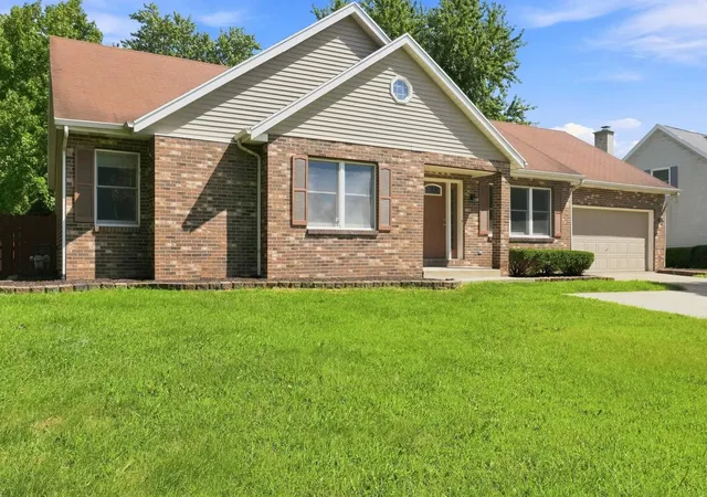 Photo 2 of Manufactured home for sale at 402 N Constitution Ave, Goshen, IN 46526 | MLS# 202634945 | Listing updated on 2026-09-15