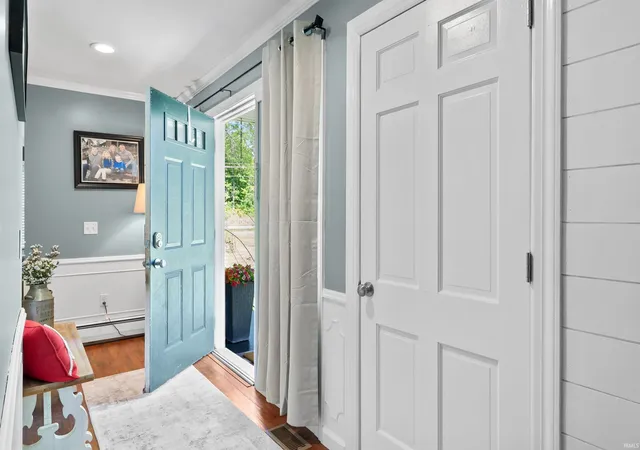Photo 3 of Sale Pending at 5608 S Delmar Rd, Marion, IN 46953 | MLS# 202634951 | Listing updated on 2026-08-29