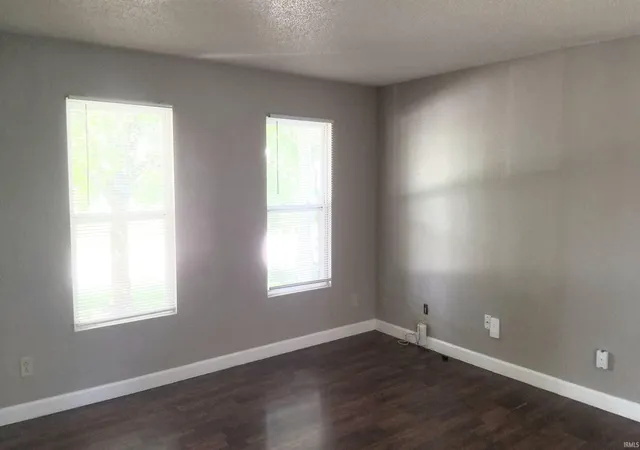 Photo 4 of Manufactured home for sale at 2741 Priest Dr, Lafayette, IN 47909 | MLS# 202634956 | Listing updated on 2026-10-04