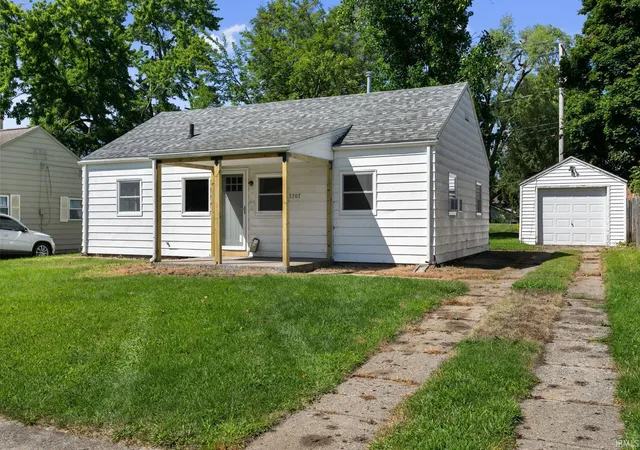 Photo 2 of Manufactured home for sale at 3707 Addison St, South Bend, IN 46614 | MLS# 202634959 | Listing updated on 2026-09-09