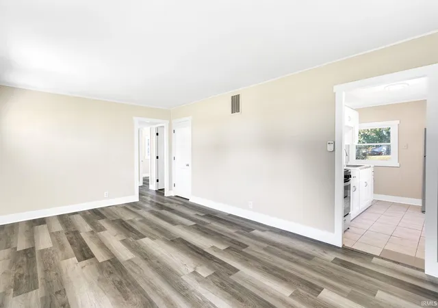 Photo 4 of Sale Pending at 3707 Addison St, South Bend, IN 46614 | MLS# 202634959 | Listing updated on 2026-10-16
