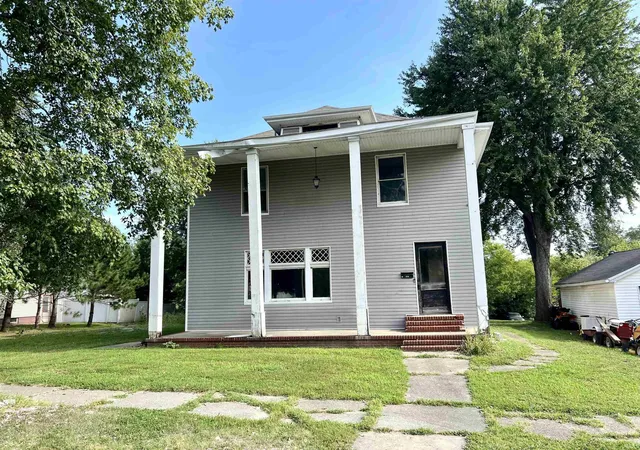 Photo 1 of Manufactured home for sale at 410 E Harrison St, Oakland City, IN 47660 | MLS# 202634966 | Listing updated on 2026-08-27