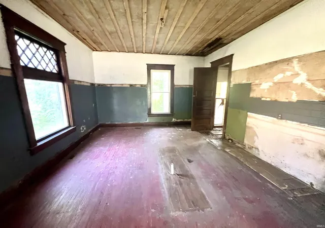 Photo 3 of Manufactured home for sale at 410 E Harrison St, Oakland City, IN 47660 | MLS# 202634966 | Listing updated on 2026-08-27