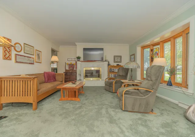 Photo 4 of Sale Pending at 506 S Saint James Blvd, Evansville, IN 47714 | MLS# 202634967 | Listing updated on 2026-08-29