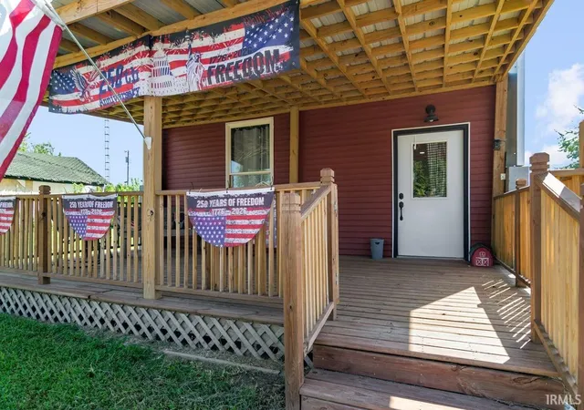 Photo 3 of Manufactured home for sale at 824 S Seminary St, Princeton, IN 47670 | MLS# 202634970 | Listing updated on 2026-09-24
