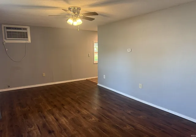 Photo 2 of Manufactured home for sale at 107 W Nineth St, Monroe City, IN 47557 | MLS# 202634974 | Listing updated on 2026-09-22