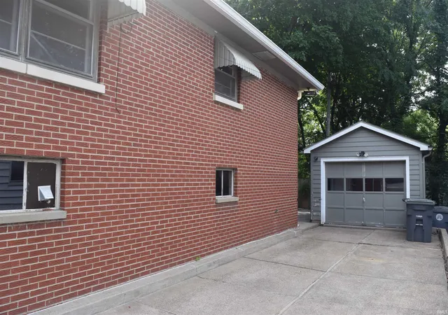 Photo 50 of Sale Pending at 2816 Hillcrest Ter, Evansville, IN 47712 | MLS# 202634978 | Listing updated on 2026-08-31