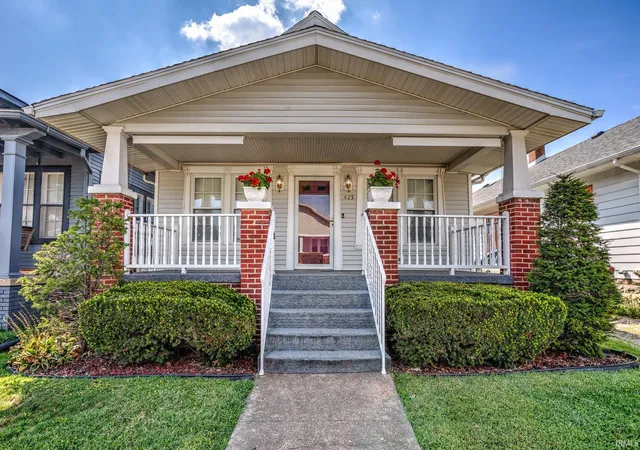 Photo 4 of Sale Pending at 425 Lewis Ave, Evansville, IN 47714 | MLS# 202634994 | Listing updated on 2026-09-05