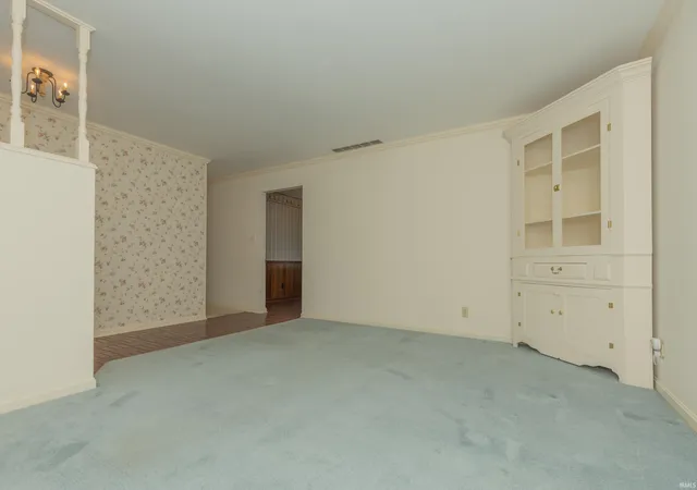 Photo 4 of Manufactured home for sale at 2410 Hialeah Dr, Evansville, IN 47715 | MLS# 202635008 | Listing updated on 2026-08-31