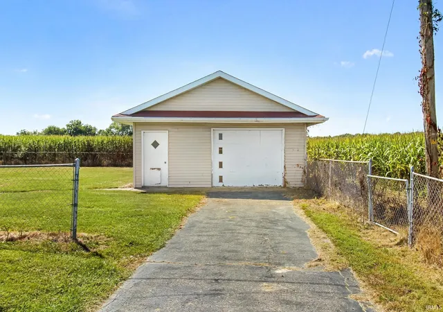 Photo 2 of Sale Pending at 2297 N St Rd 25, Logansport, IN 46947 | MLS# 202635010 | Listing updated on 2026-08-28