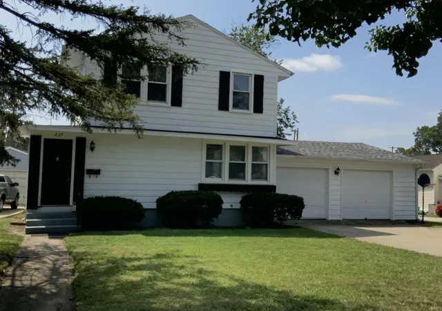Manufactured home for sale at 237 Guam Ave, Mishawaka, IN 46545 | MLS# 202635019