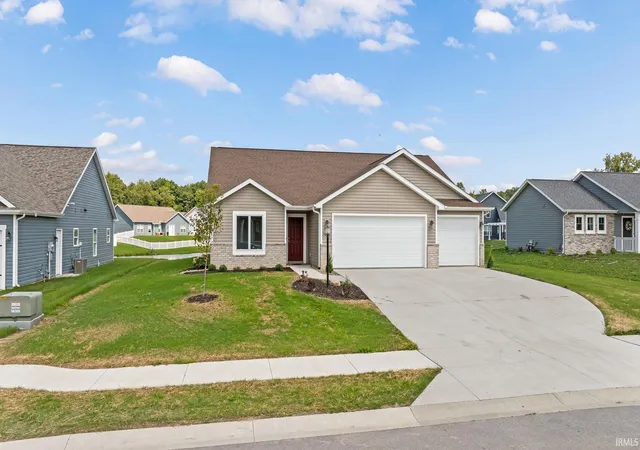 Photo 2 of Sale Pending at 3419 Beowulf Run, Auburn, IN 46706 | MLS# 202635026 | Listing updated on 2026-09-03