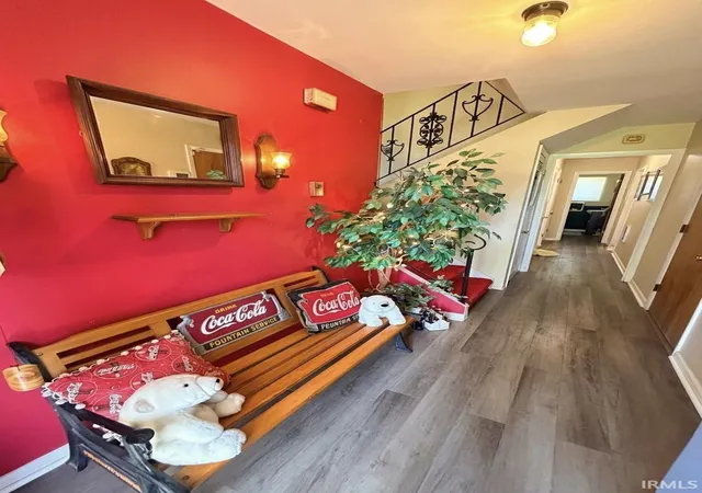 Photo 2 of Sale Pending at 2705 Bellevue Dr, Fort Wayne, IN 46825 | MLS# 202635031 | Listing updated on 2026-08-29