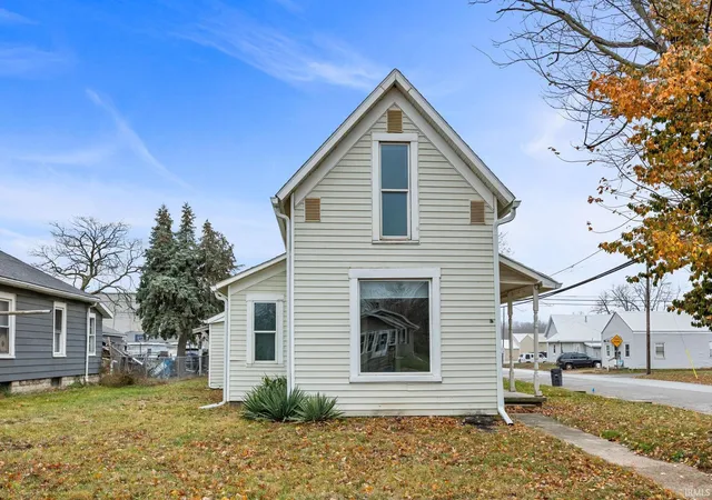 Photo 3 of Manufactured home for sale at 801 S Brandon St, Kokomo, IN 46901 | MLS# 202635065 | Listing updated on 2026-09-09