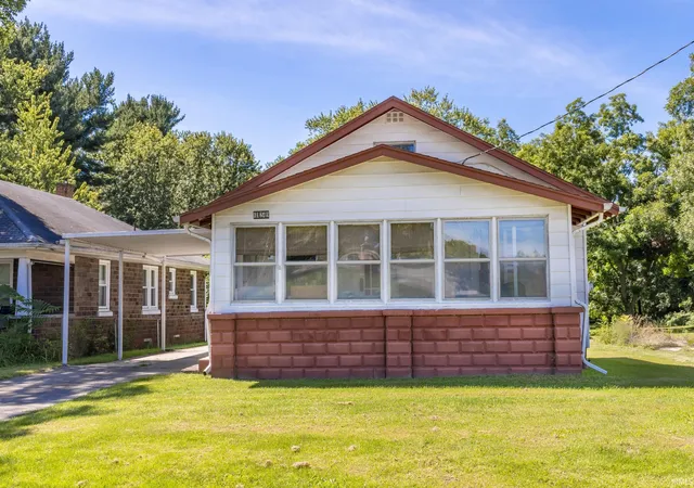Photo 1 of Manufactured home for sale at 61249 Us 31 Hwy, South Bend, IN 46614 | MLS# 202635067 | Listing updated on 2026-08-28