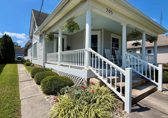 Photo 3 of Manufactured home for sale at 205 Lincoln Ave, Bedford, IN 47421 | MLS# 202635069 | Listing updated on 2026-09-09