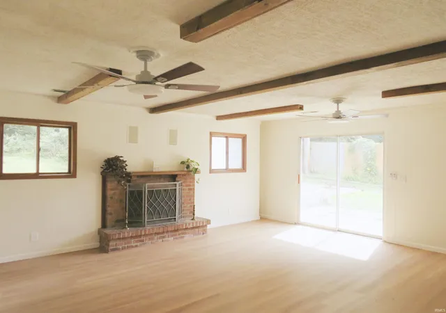 Photo 3 of Manufactured home for sale at 5317 Warren Dr, Evansville, IN 47710 | MLS# 202635071 | Listing updated on 2026-08-28