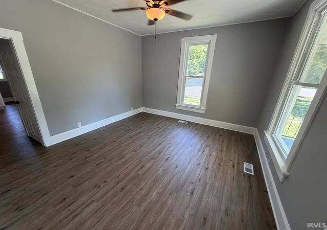 Photo 2 of Manufactured home for sale at 631 W 8Th St, Mount Vernon, IN 47620 | MLS# 202635078 | Listing updated on 2026-09-18