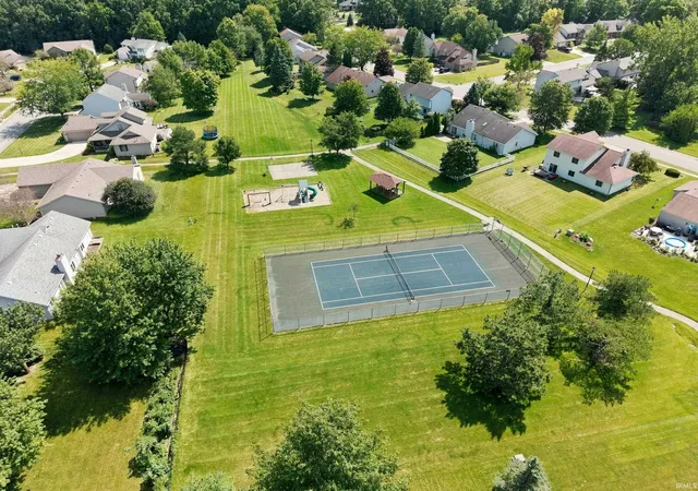 Photo 4 of Manufactured home for sale at 10210 Brandywine Dr, Fort Wayne, IN 46825 | MLS# 202635079 | Listing updated on 2026-09-19