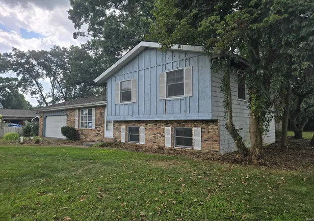 Photo 3 of Manufactured home for sale at 56033 Wynnewood Dr, Osceola, IN 46561 | MLS# 202635082 | Listing updated on 2026-09-11