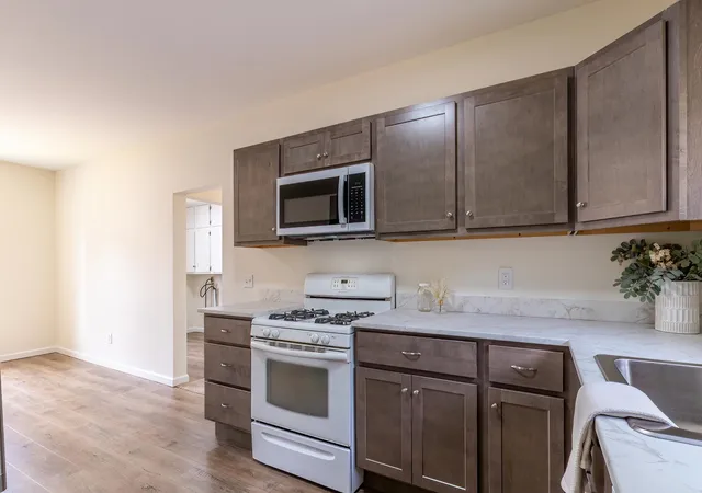 Photo 3 of Sale Pending at 257 Center St, Auburn, IN 46706 | MLS# 202635101 | Listing updated on 2026-09-02